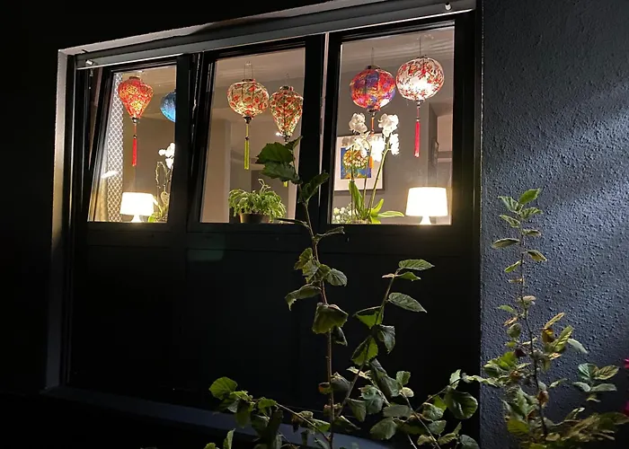 1 Grosse Elegante Zimmerwohnung 5 Minuten Zu Fuss In Die Stadtmitte