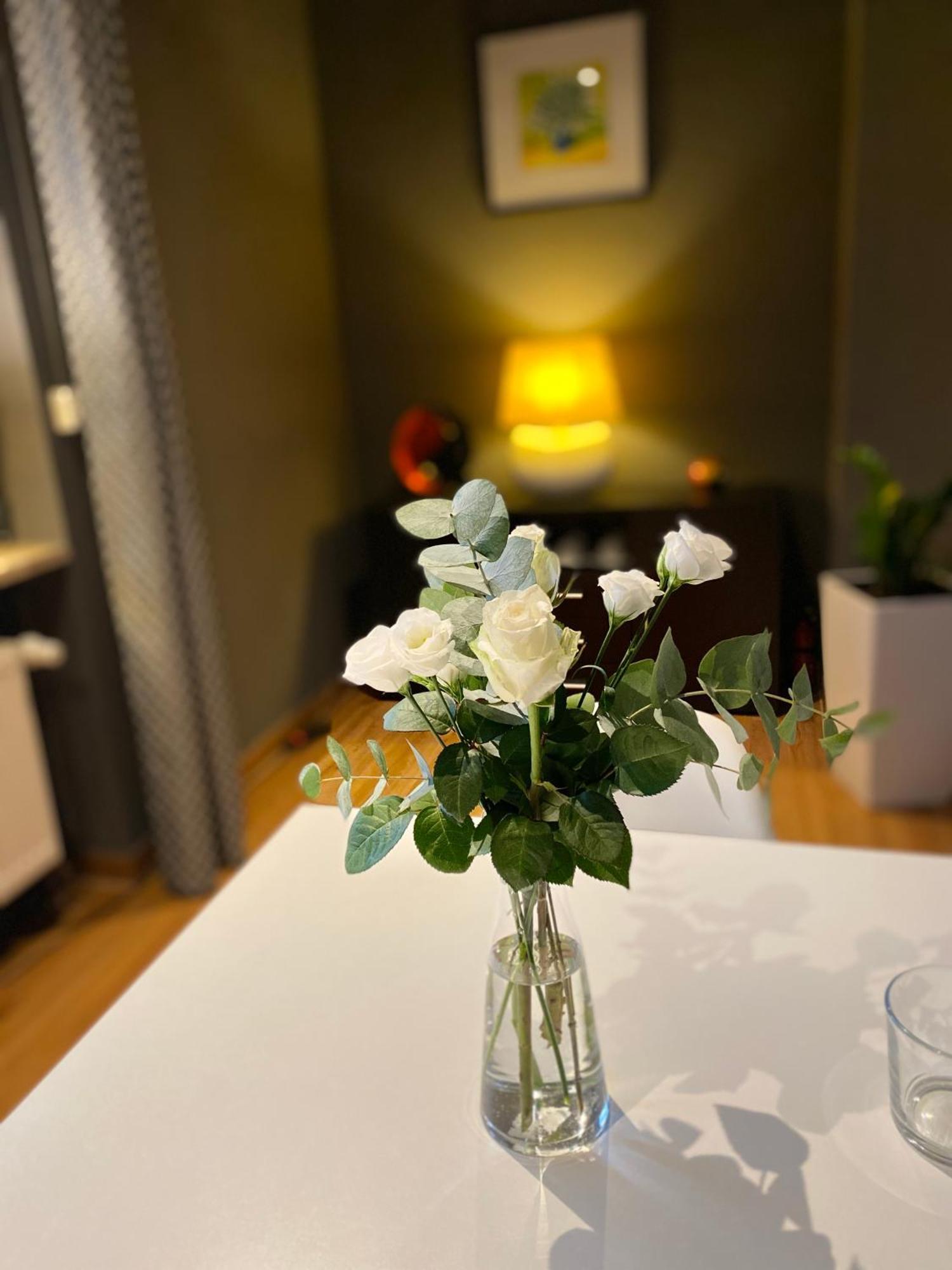 1 Grosse Elegante Zimmerwohnung 5 Minuten Zu Fuss In Stadtmitte